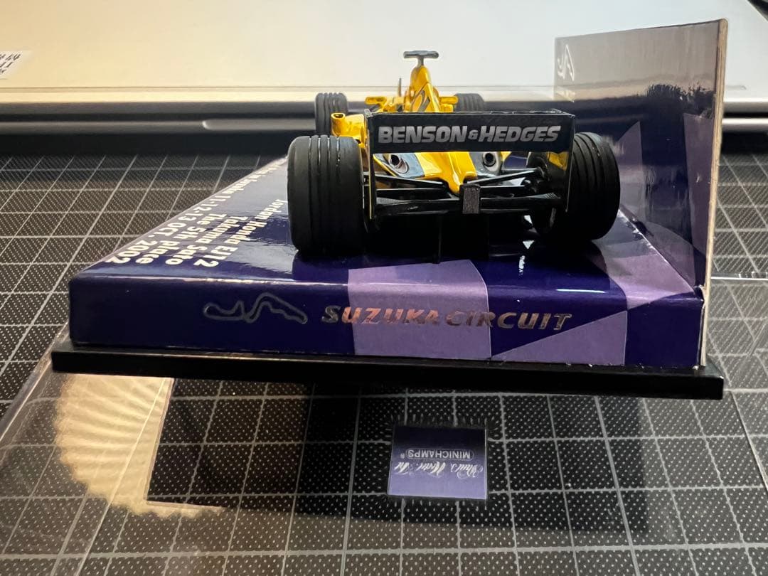 1/43ジョーダンホンダ EJ12 佐藤琢磨　鈴鹿サーキット限定パッケージ青箱