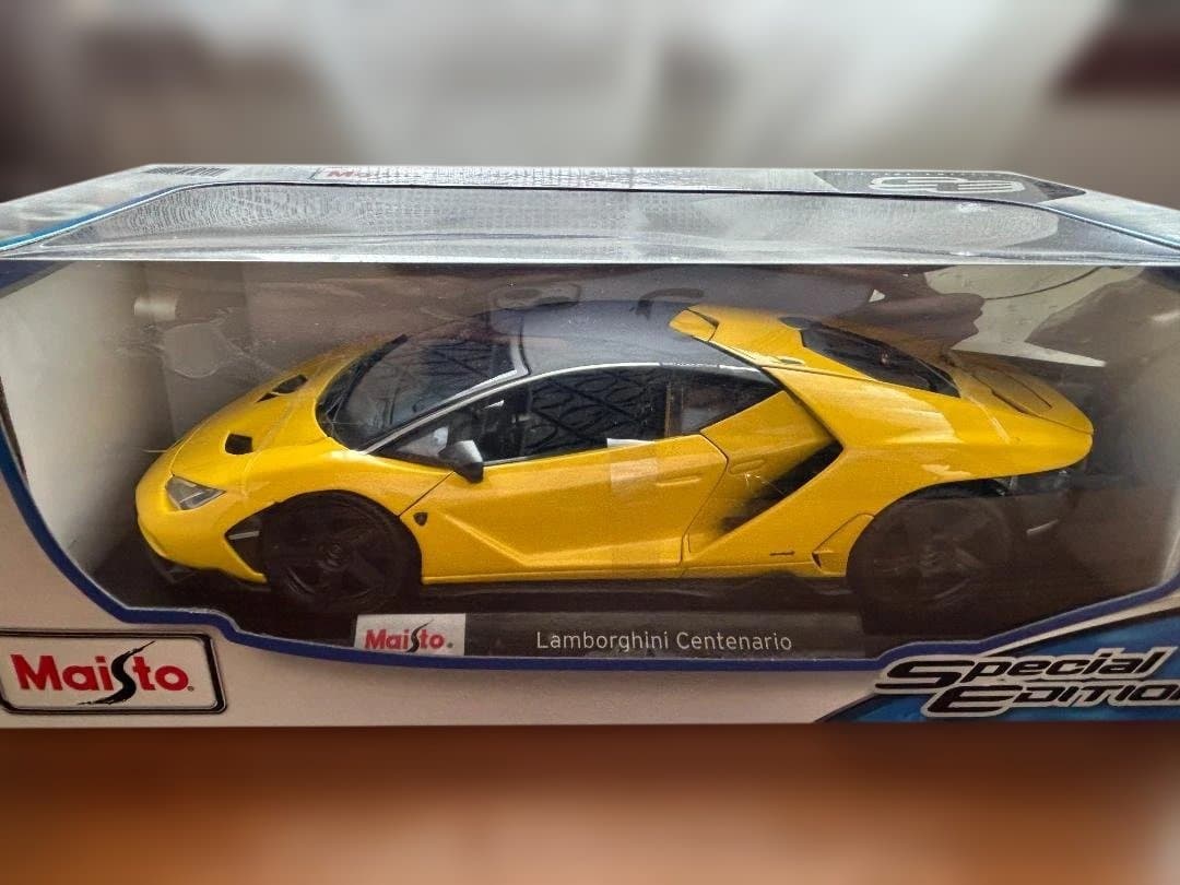 ランボルギーニ チェンテナリオ イエロー 1/18 マイスト