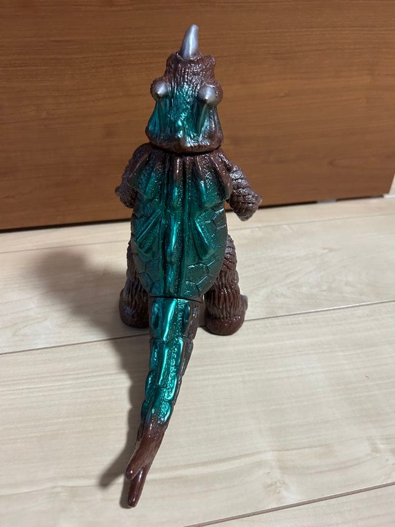 怪獣郷　ゴメス