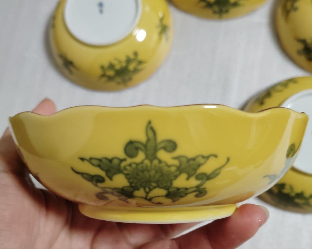 新品　未使用　たち吉 黄地輪花 中鉢 深皿 大皿 盛鉢 橘吉 黄地 小鉢　黄色