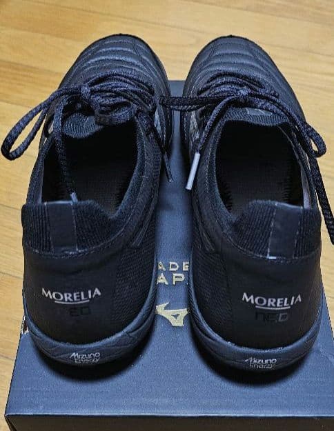 モレリア NEO SALA β JAPAN TF 26.0cm 中古