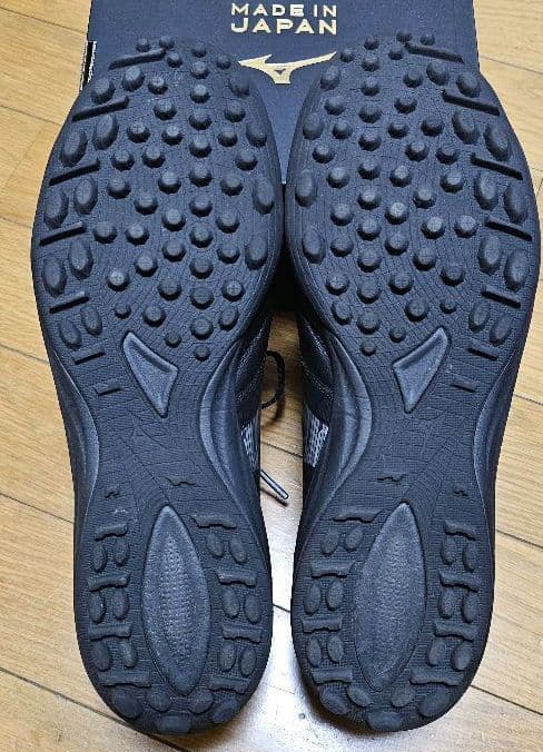 モレリア NEO SALA β JAPAN TF 26.0cm 中古