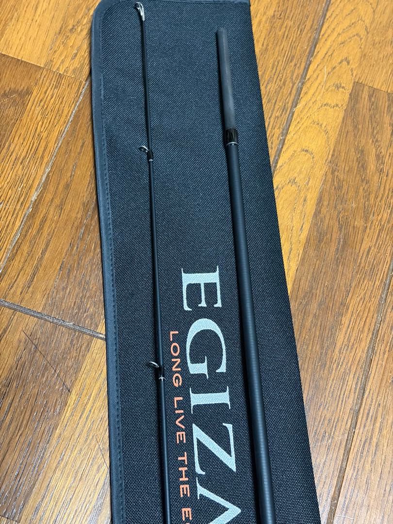 （極美品）エギゾースト3g 812m