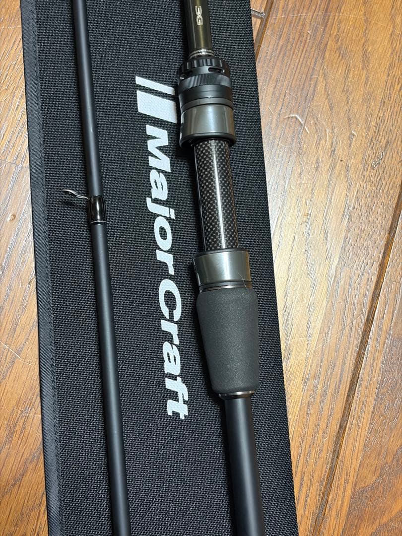 （極美品）エギゾースト3g 812m