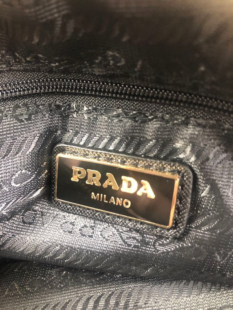 PRADA ブラック ショルダーバッグ ナイロン ノベルティ ブラック a1