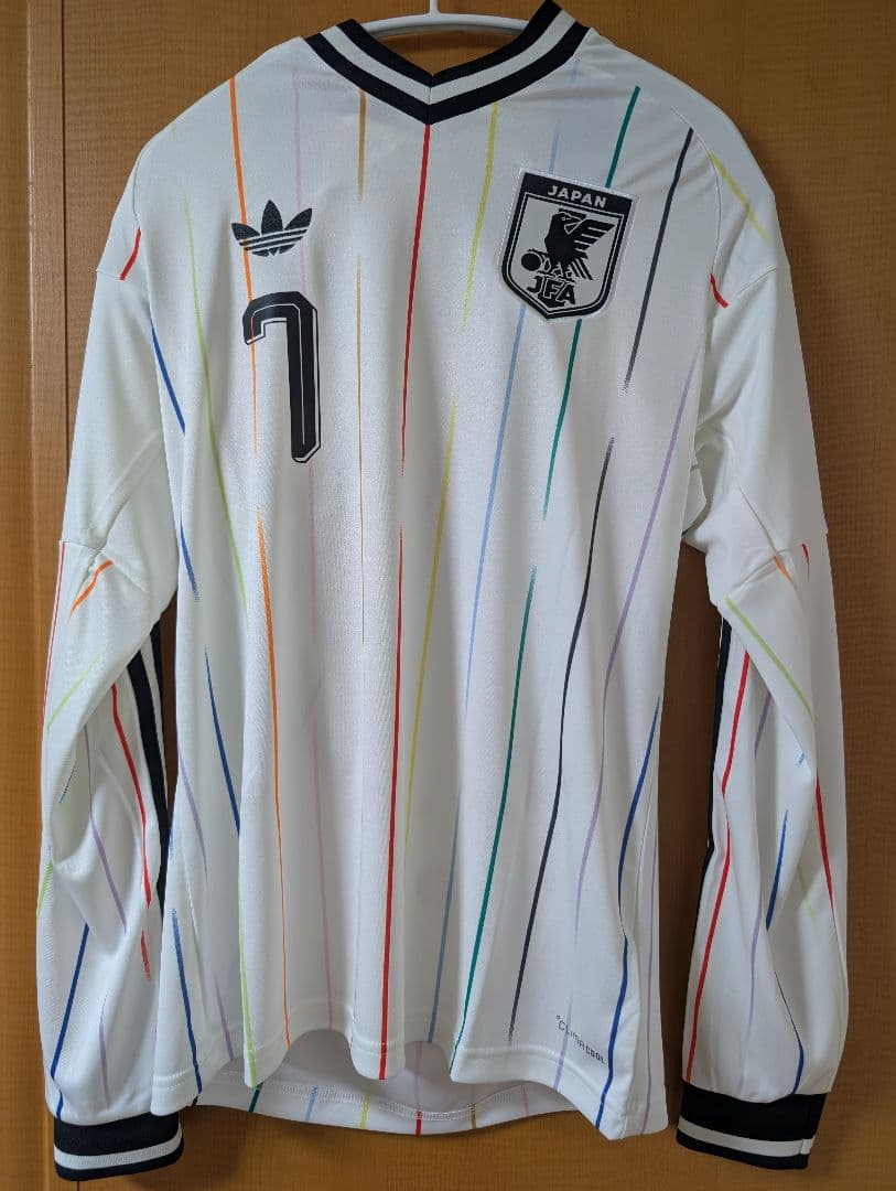 サッカー日本代表ユニフォーム 三笘薫選手 #7 away 長袖 新品 国内正規品