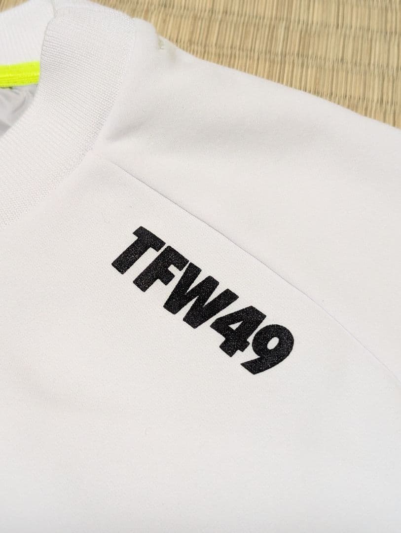 TFW49プルオーバー良品　XL