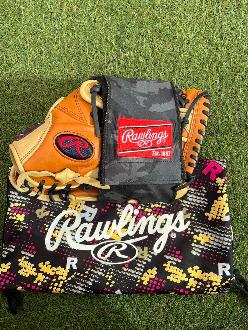 美品　ローリングス ハイパーテック 一般 軟式グローブ 外野用 右投げ　カバー付