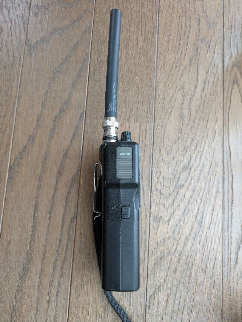 アマチュア無線機　ICOM　IC-2S 144MHz帯ハンディ機