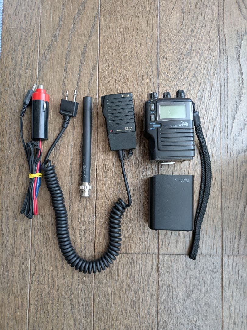 アマチュア無線機　ICOM　IC-2S 144MHz帯ハンディ機