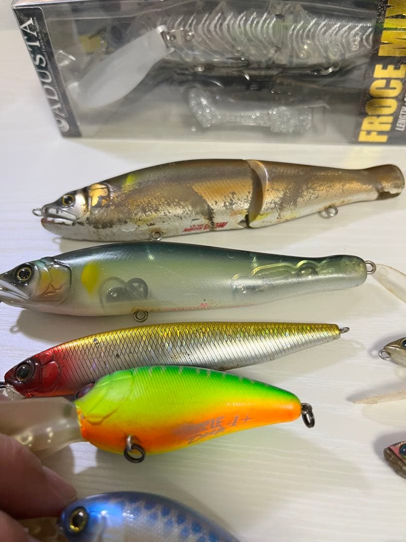 バスルアー　早い者勝ち☆激安☆バス釣り引退☆人気☆ルアー色々☆BOX付き☆処分品