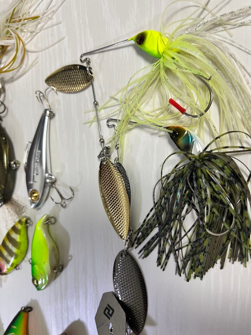 バスルアー　早い者勝ち☆激安☆バス釣り引退☆人気☆ルアー色々☆BOX付き☆処分品
