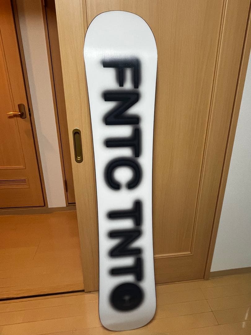 FNTC TNTc ホワイト スノーボード 157cm