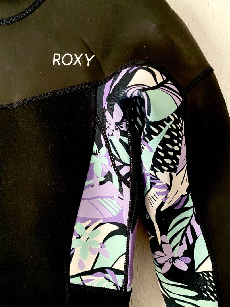 ROXY ロキシーフルスーツ バックジップ　ML