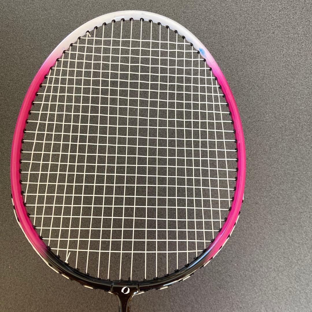 バドミントンラケット YONEX