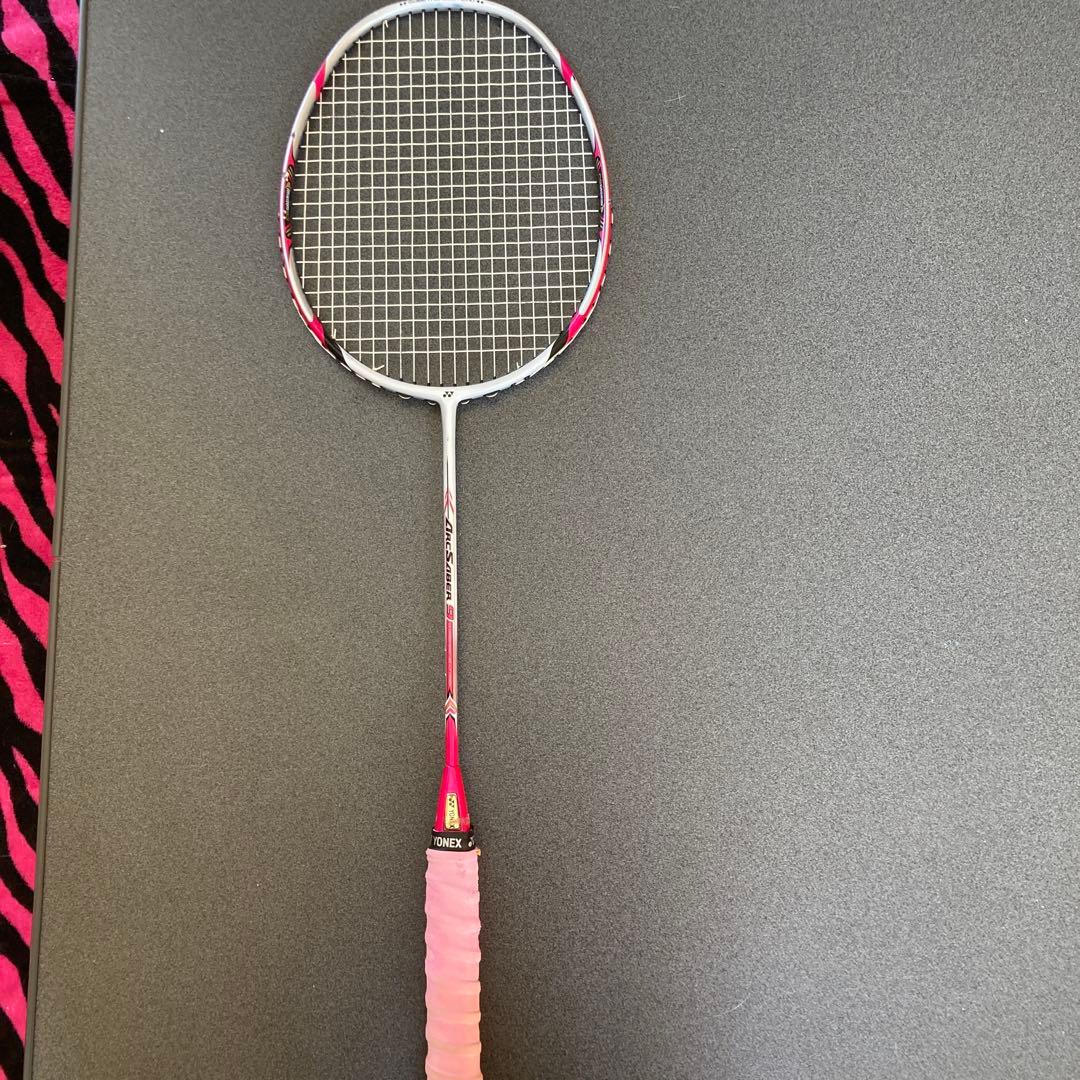 バドミントンラケット YONEX