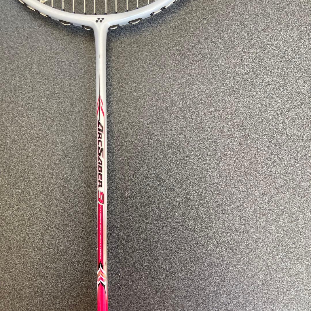 バドミントンラケット YONEX