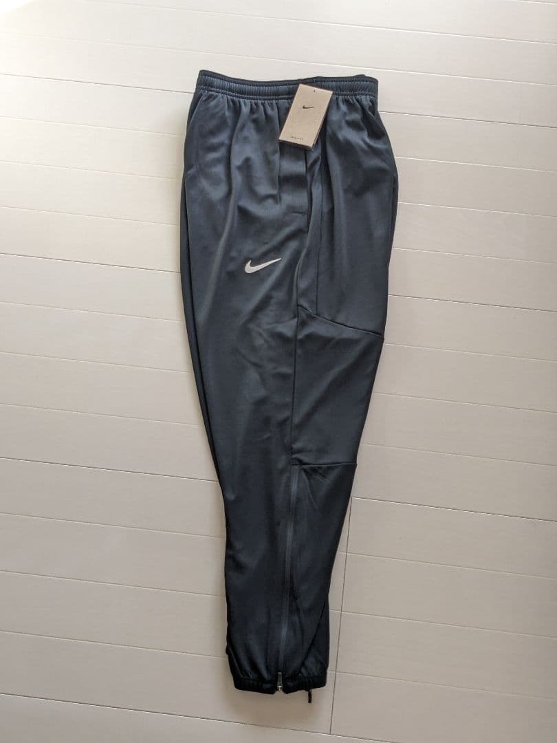 NIKE　ナイキ チャレンジャー　パンツ