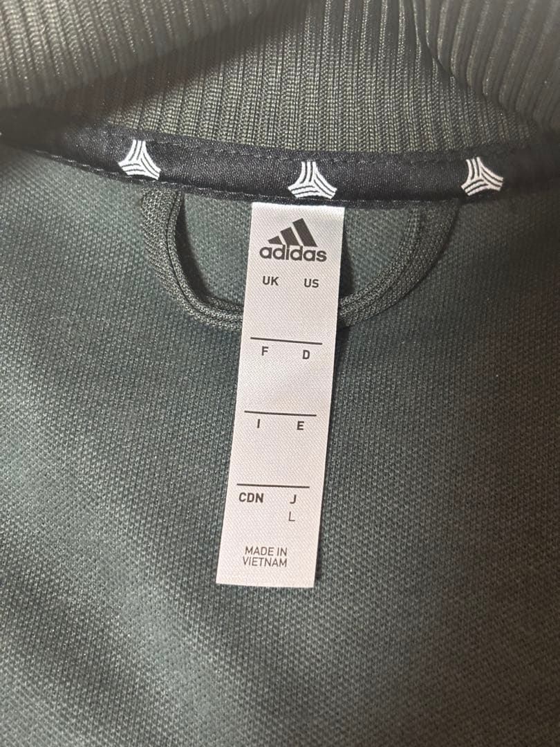 【新品】adidas トラックジャケット