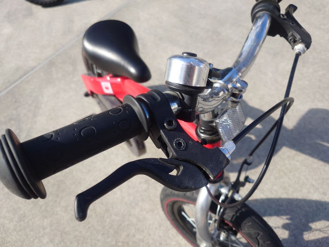 広島 Henshin Bike へんしんバイク　12インチ　自転車 キックバイク