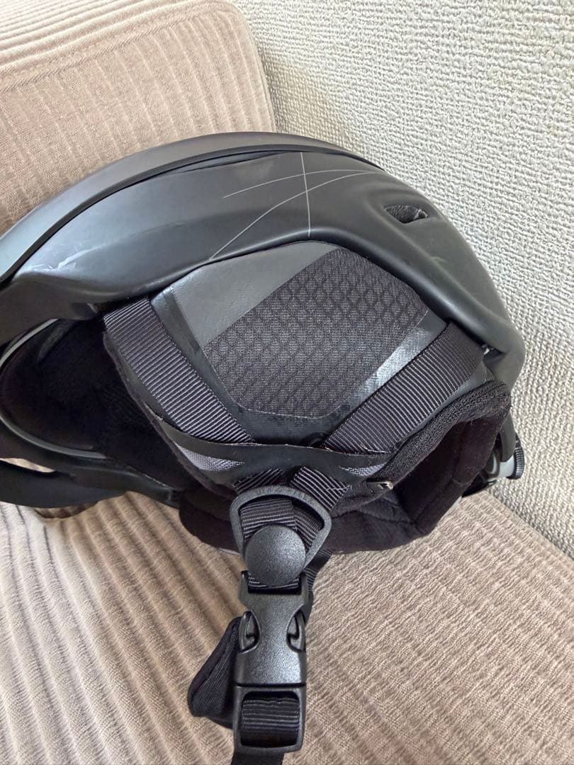 SMITH マットブラック ヘルメット 通気孔付き