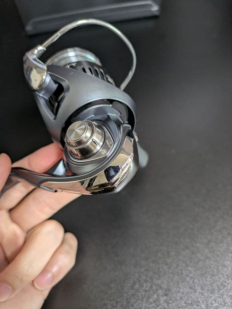 リール daiwa airity st sf 2000ss-h