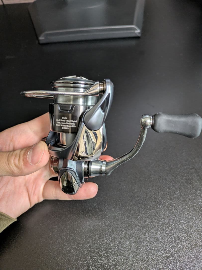 リール daiwa airity st sf 2000ss-h