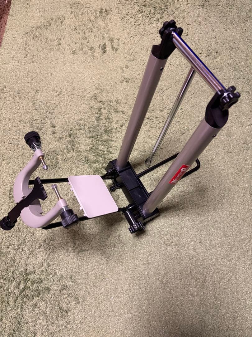 ミノウラ　MINOURA WORKMAN PRO 自転車用　振れ取り台