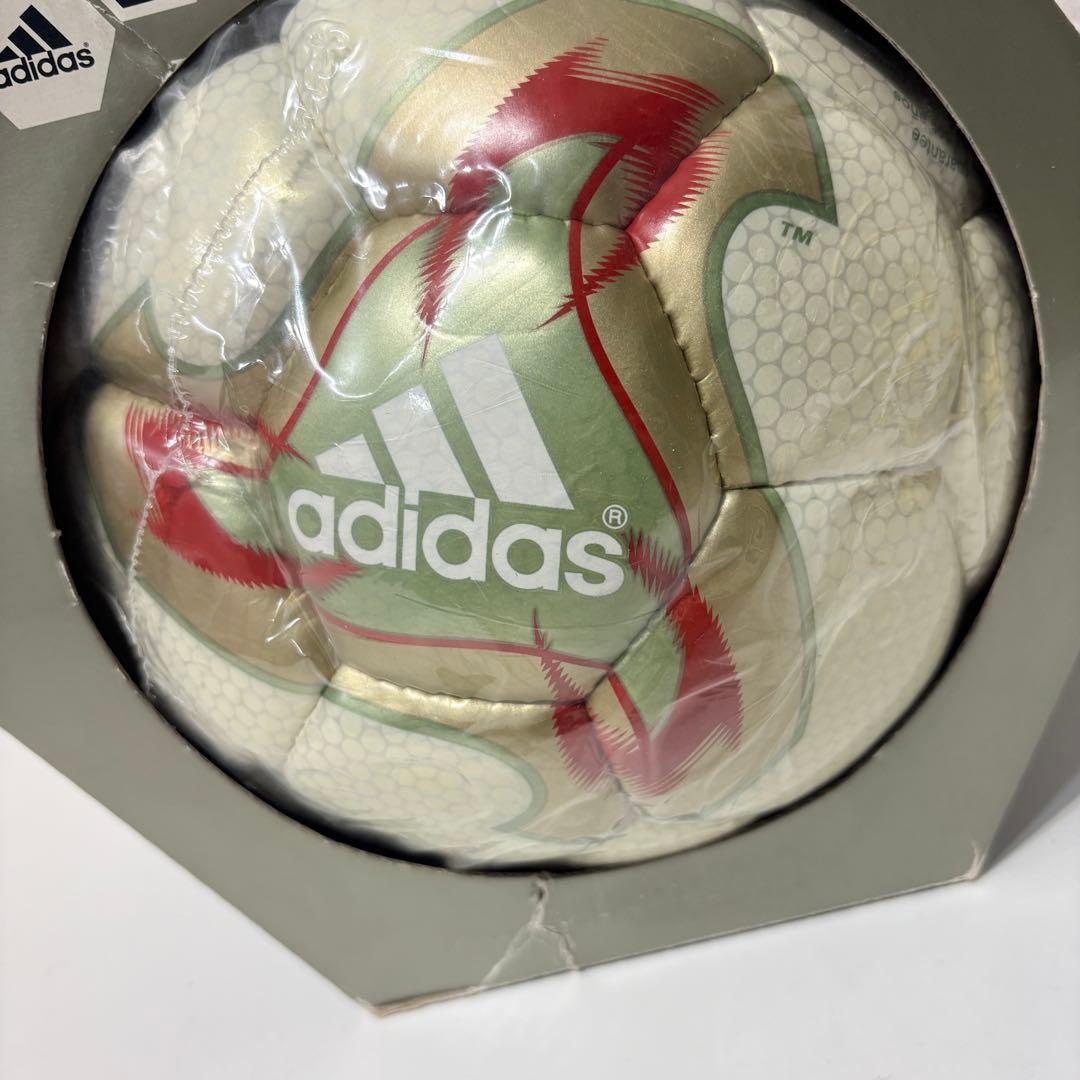 希少 FIFAワールドカップ 2002 サッカーボール 日韓 アディダス 箱付き
