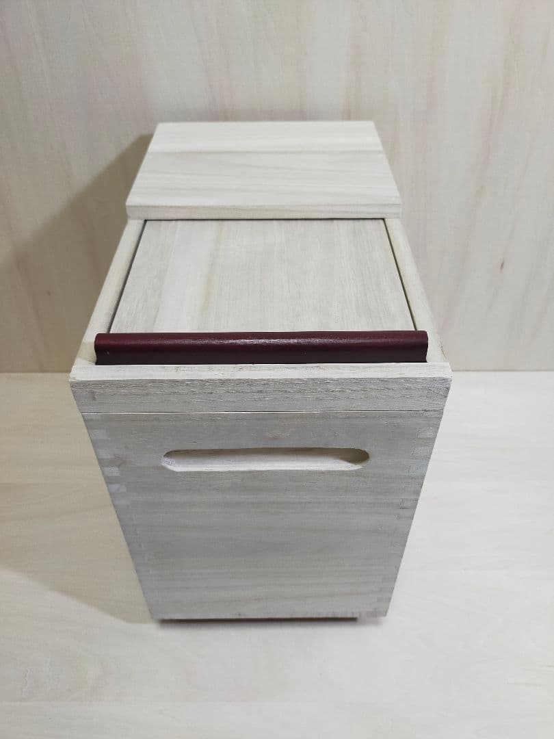 【美品】米びつ10キロ