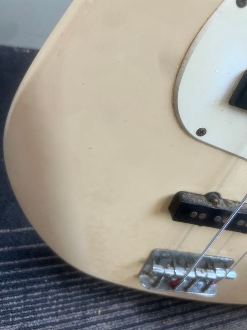 １４０８.Fender Jazz Bass アイボリー ベース