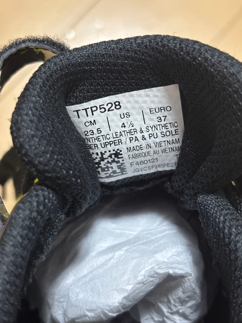 asics スパイクシューズ 23.5cm