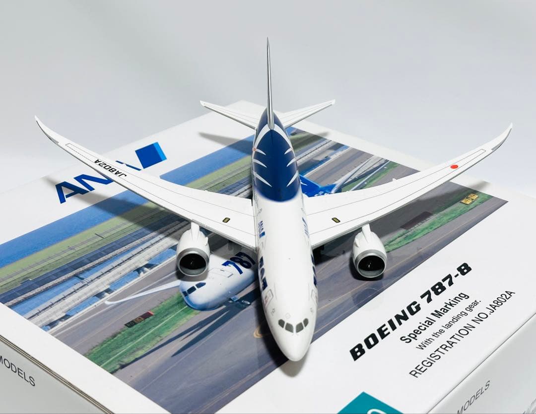 全日空商事 1/200 ANA B787-8 特別塗装 NH20051