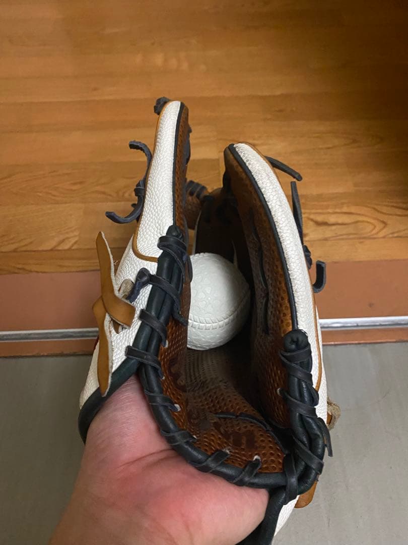 wilson ウィルソン　内野手用 デュアル 86型 小指２本入れ型