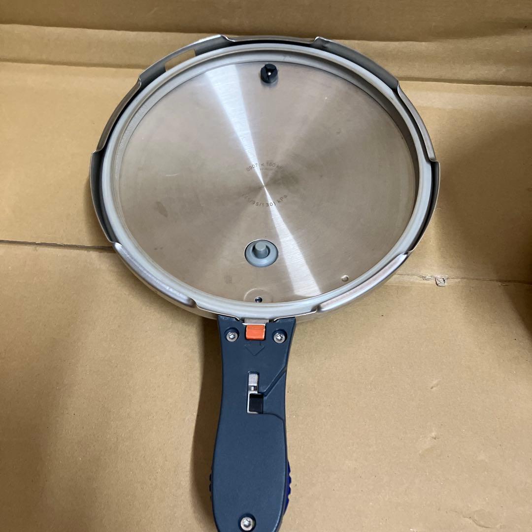 ドイツ製　WMF PERFECT PLUS　片手 圧力鍋