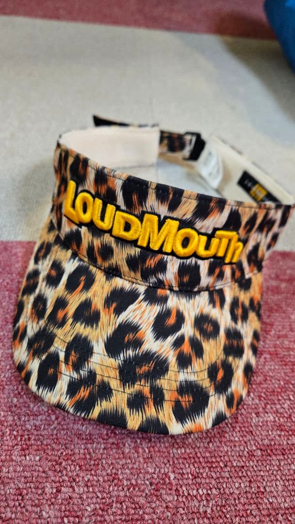 Loudmouth ヒョウ柄 ゴルフスカート バイザーのおまけつき