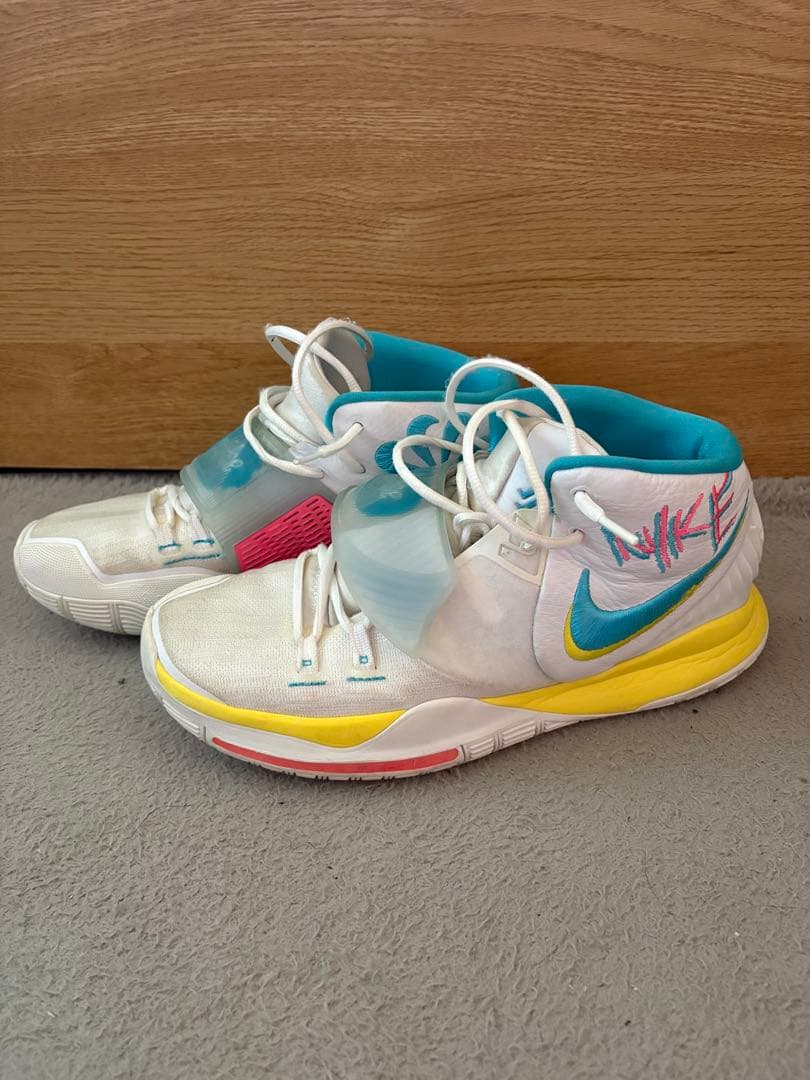 NIKE KYRIE 6 バスケットボールシューズ