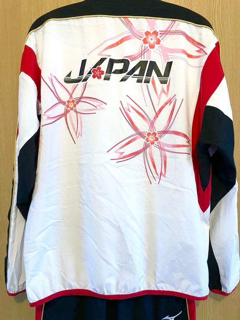 MIZUNO 日本代表　桜　トレーニングジャージ