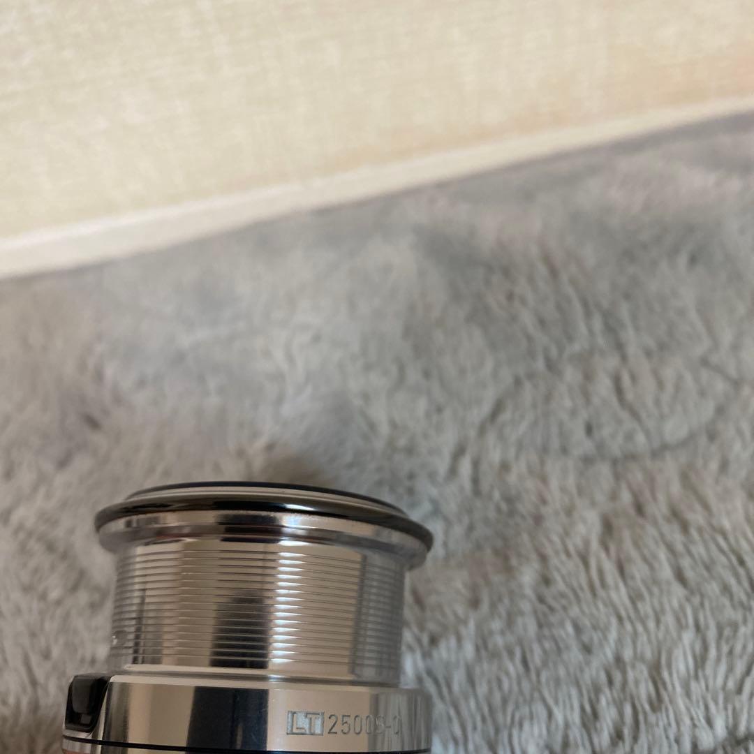 【美品】18イグジスト LT2500S-C スプール