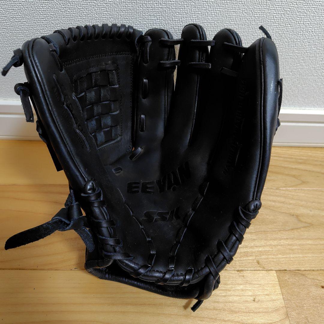SSK 軟式投手用グローブ ケース付