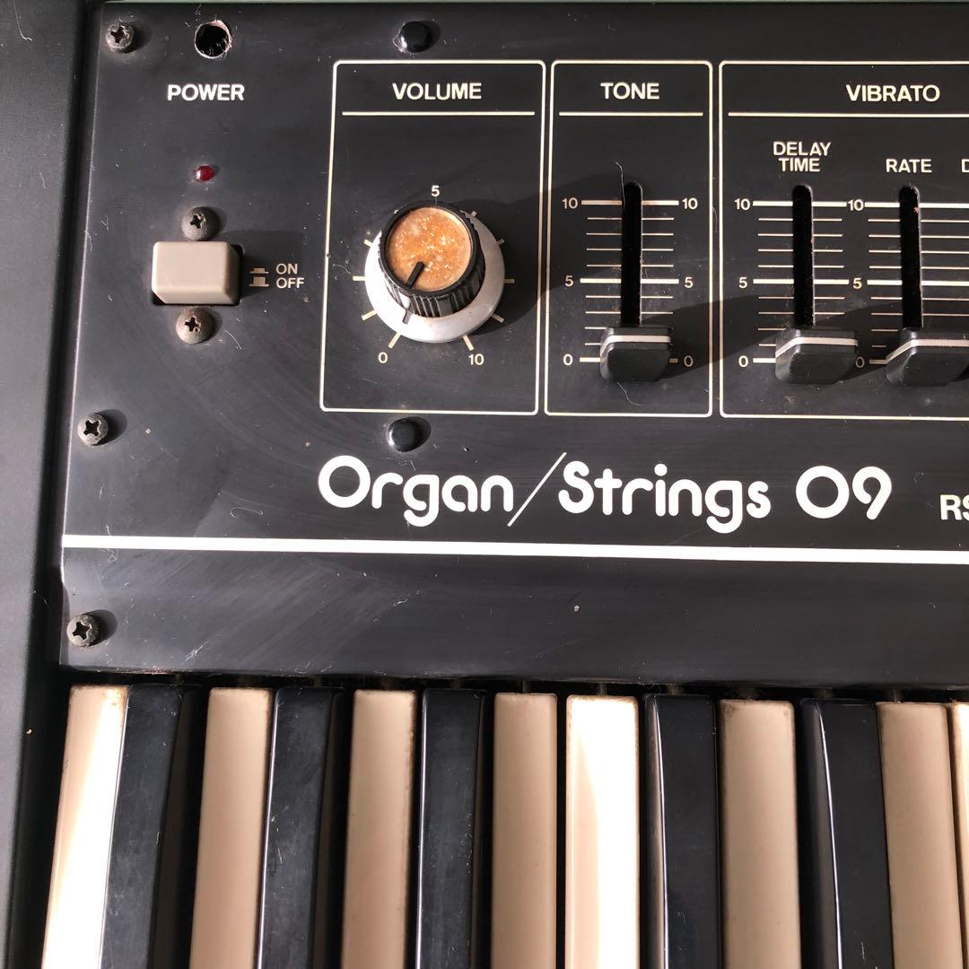 マ*ド様 Roland RS-09 ビンテージ