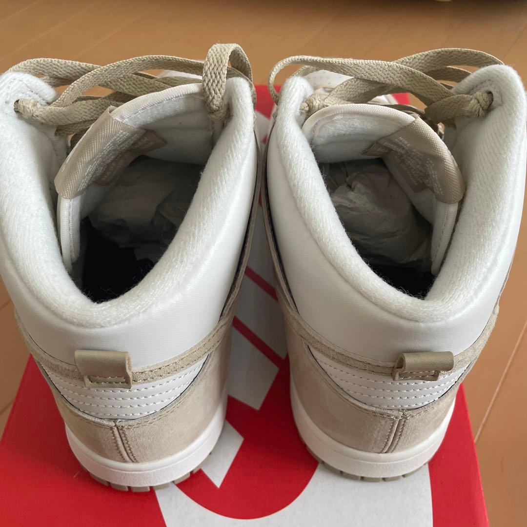 NIKE Dunk High ホワイト/ベージュ