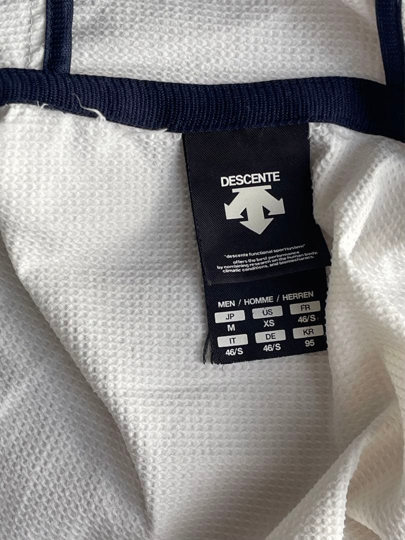 MOVE SPORT DESCENTE デサント　ジャージ　セットアップ　白　黒