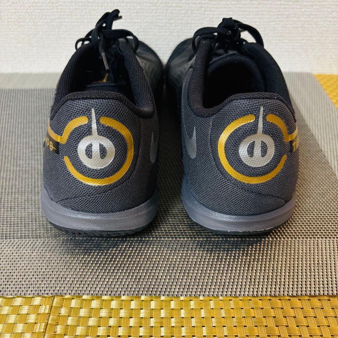 Nike Tiempo フットサルシューズ ブラック/ゴールド
