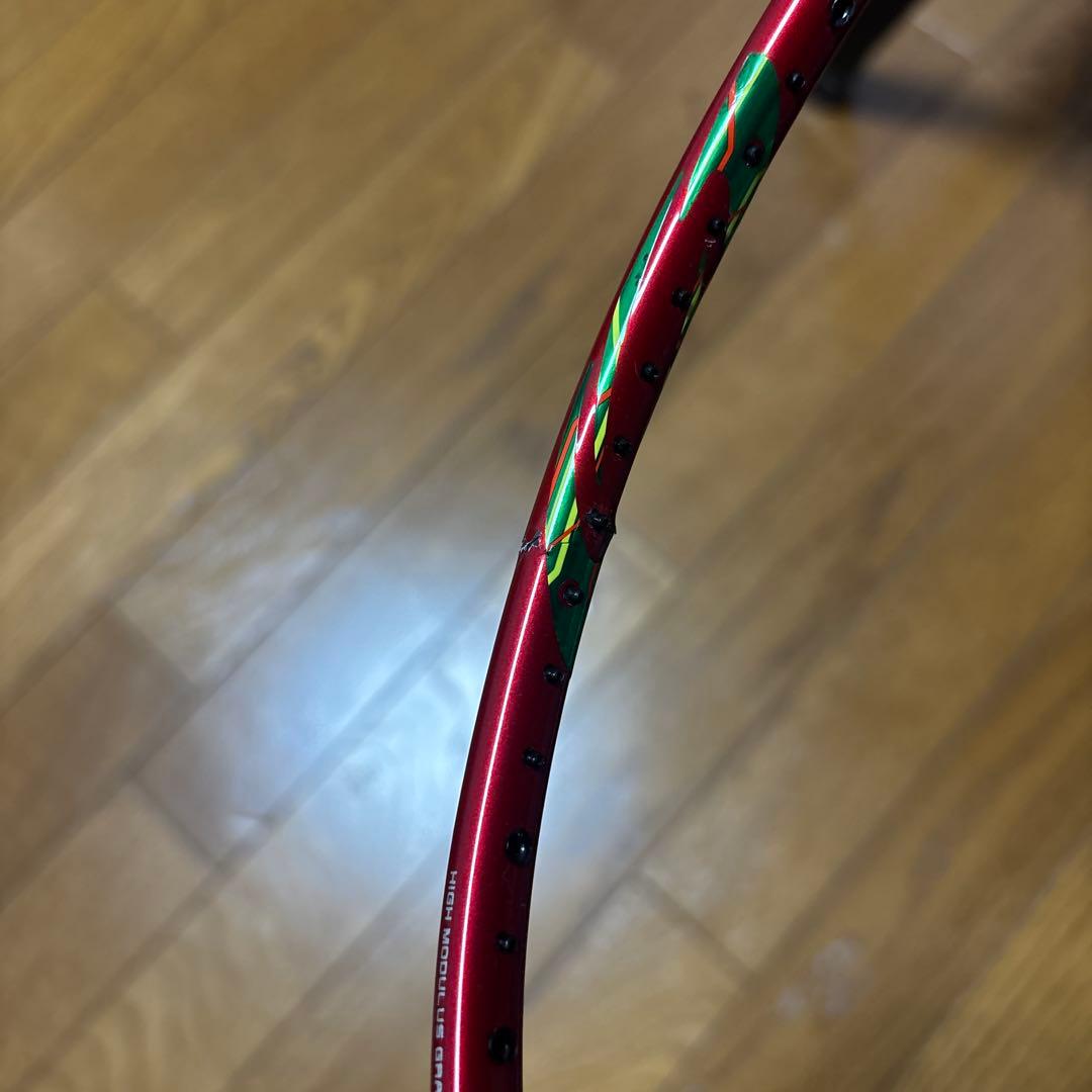 アストロクス88D 4UG5 折れたラケット