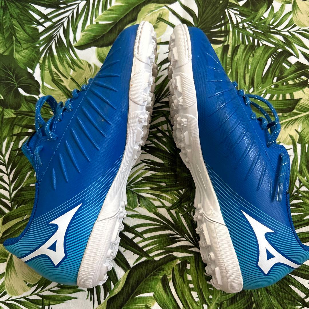 Mizuno サッカーシューズ 青色 人工芝用