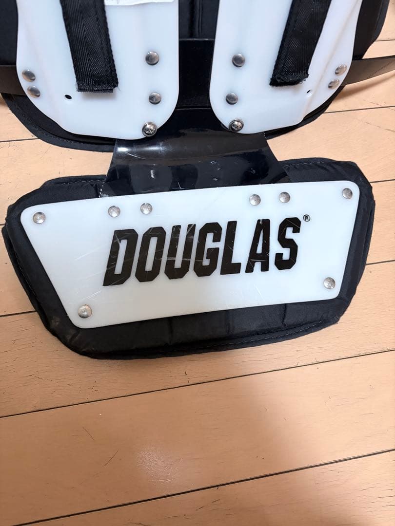 アメフト アメリカンフットボールDouglas ショルダーパッド　CP 24SW
