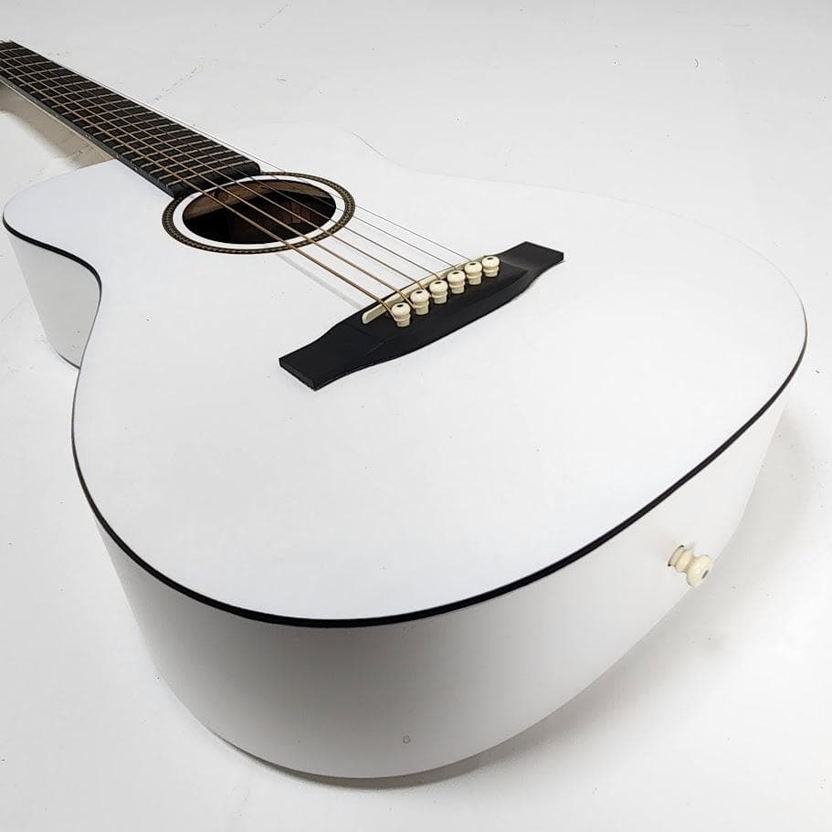 【希少】Martin LX WHITE リトルマーチン　トラベルギター　白