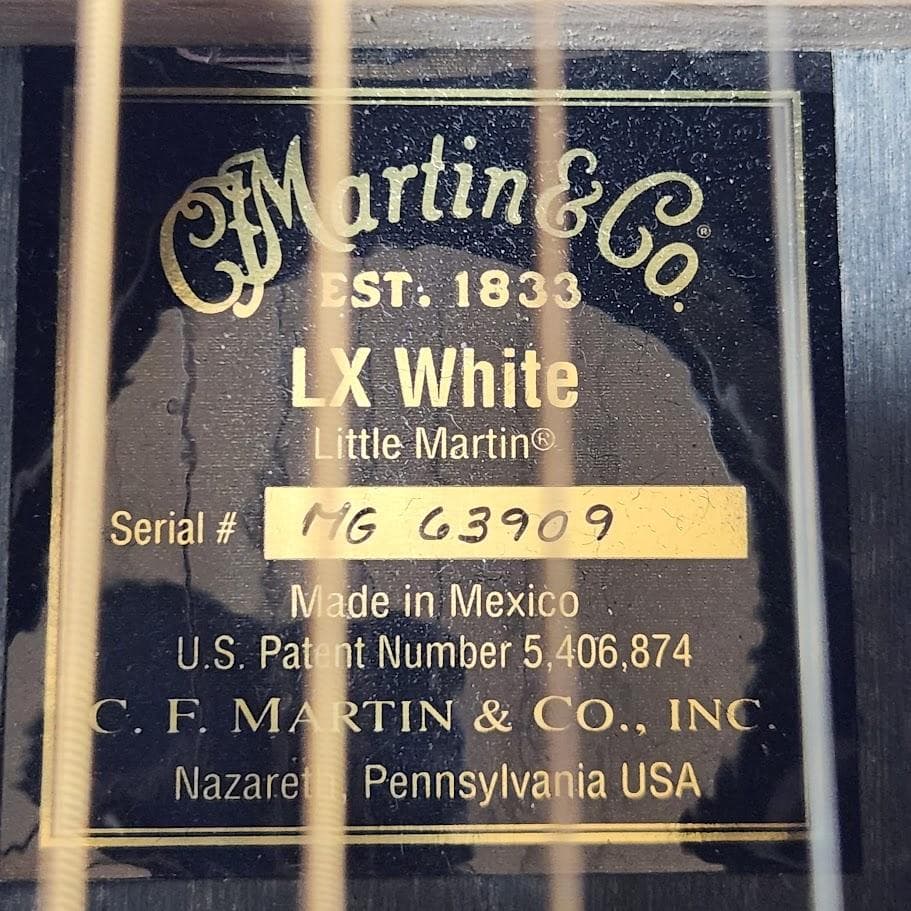 【希少】Martin LX WHITE リトルマーチン　トラベルギター　白