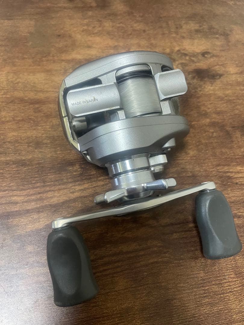 TEAM DAIWA-Z 103H シルバー ベイトリール ダブルハンドル